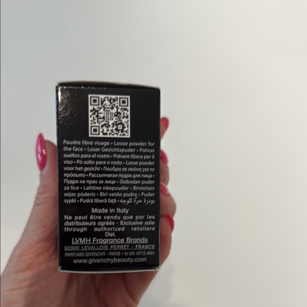 Givenchy Prisme Libre Satin Blanc (Old Formula) - Picture 6 of 7